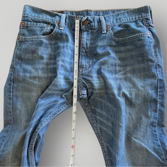 Levi’s 514 Jeans Straight Fit - Picture 7 of 13